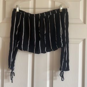 off the shoulder long sleeve woman’s crop top